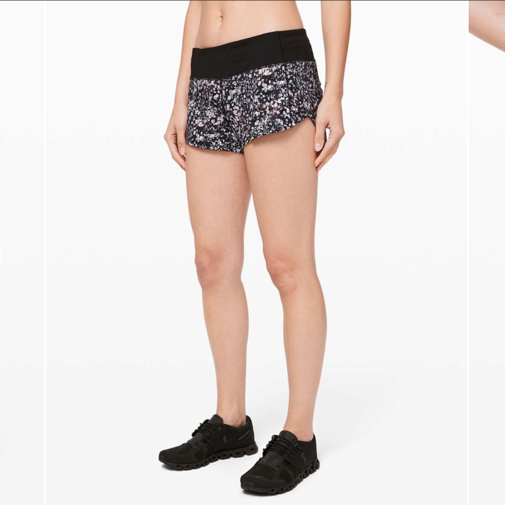 Lululemon Athletica Women's Athletic Shorts - Floral Multi Black